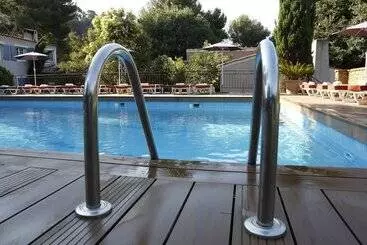 Hotelli Les Jardins De Cassis