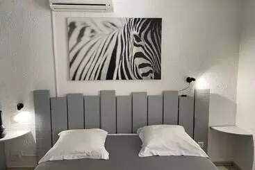 فندق L'orangeraie