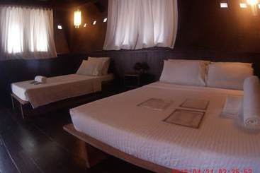 Bungalow Boracay Pito Huts