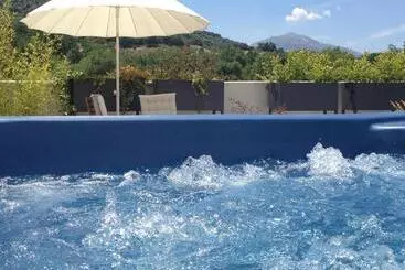 Rusticae El Hotelito