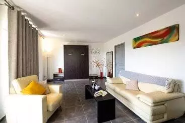 בית מלון כפרי Residence Le Saint Esteve