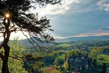 Majatalo Chata Pod Hradem