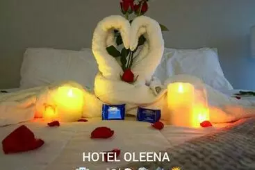 هتل Oleena Home Stay