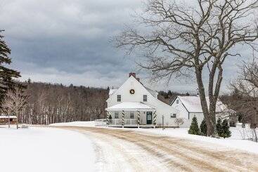 هتل The Hermitage Inn Vermont