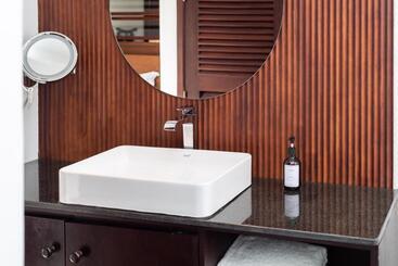 בית מלון כפרי La. Chronique