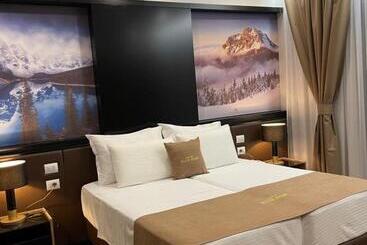 Deluxe Resort And Spa