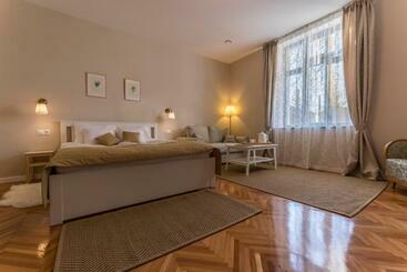 مبيت وإفطار Villa Lenka