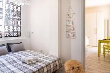 Bed And Breakfast Bric & Brac