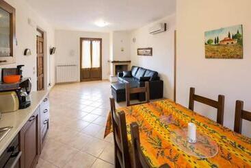 בית מלון כפרי Casa Galina