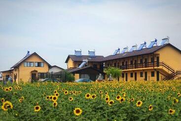 Pensionat Casa De La Corbu