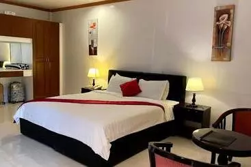 Hotel Anda White Beach Resort