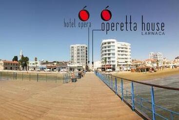 Hotel Opera