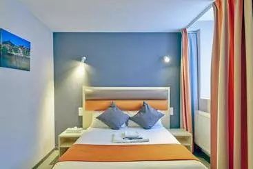 إقامة Adonis Hotel Strasbourg