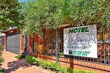 Hotelli Los Jazmines B&b