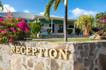 هتل Esmeralda Resort