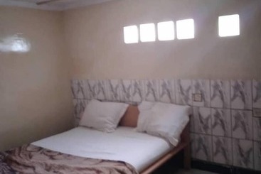 هتل Cst Hubert De Yaoundé