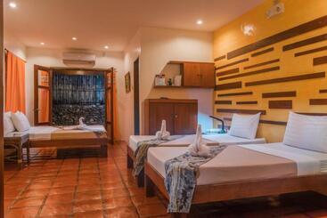 Otel Acacia Tree Garden