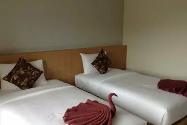 فندق Orange Village