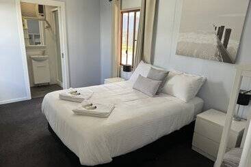 The Commercial Hotel Wallerawang