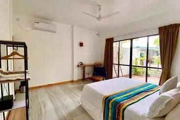 پانسیون Kudhi Boli Beach House