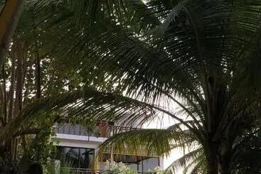 Pension Kudhi Boli Beach House