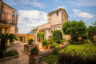 Nocleg ze śniadaniem Torre Caetana