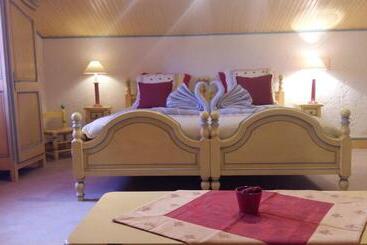 ベッドアンドブレックファースト Clos De L Artuby