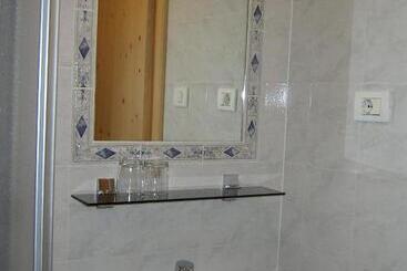 Отель Mair Am Hof