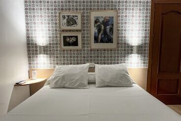 Beatriz Charming Hostal