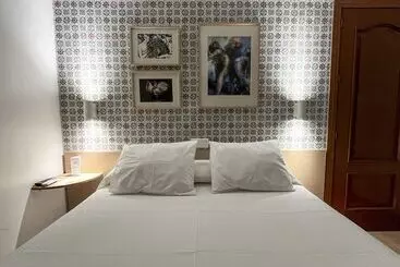 Beatriz Charming Hostal