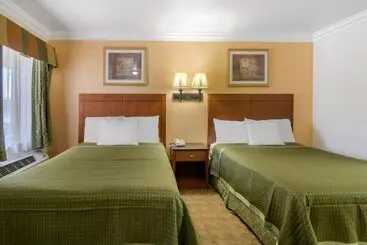 ホテル Rodeway Inn Adelanto Us 395