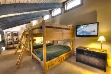 Hotel The Rockies Condominiums