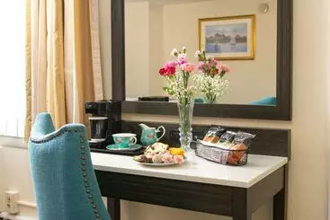 モーテル Rodeway Inn