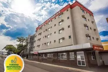 בית מלון כפרי Express Canoas