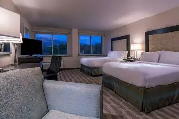 בית מלון כפרי Holiday Inn Express & Suites Colorado Springs Central, An Ihg