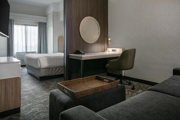 هتل Springhill Suites By Marriott Cheyenne