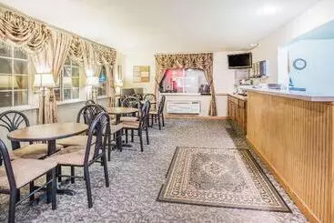 Мотель Super 8 By Wyndham Prairie Du Chien