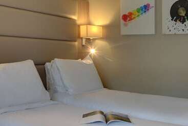 فندق Best Western Pontypool Metro