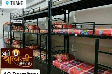 הוסטל Shree Balaji Ac Dormitory
