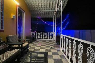 Hotel Bougain Villa  Sinhgad Fort  Bedroom  Garden  Kitchen  Ac  Wi Fi Parking Khadakwasala Pune