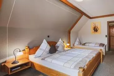 Hostel Fremden  Und Monteurzimmer Zum Ochsen