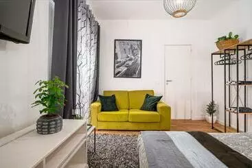 تختخواب و صبحانه Avenue View Rooms