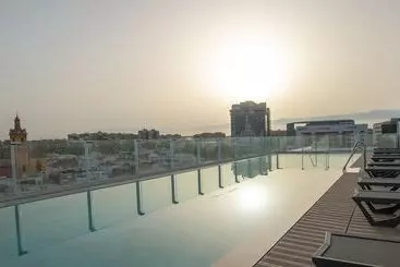 Hotel Giralda Center