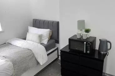 پانسیون Lincoln City Centre Rooms P&s