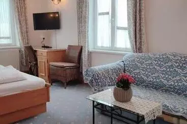 Pension Artstetten