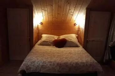 Bed and Breakfast Chalet Terra Loup