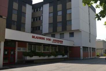 Mladinski Dom   Hostel