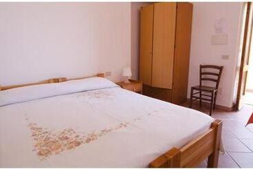 בית מלון כפרי Camere La Cesa