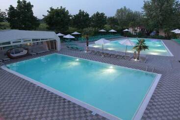 Hotel Camping Da Giovanni