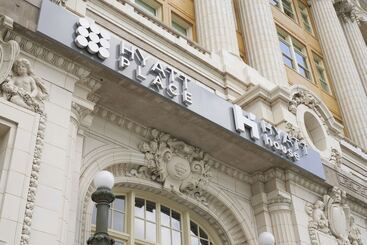 هتل Hyatt House Chicago Medical/university District